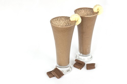 banana chocolate protein smoothies